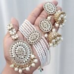 traditional Kundan jewelry set