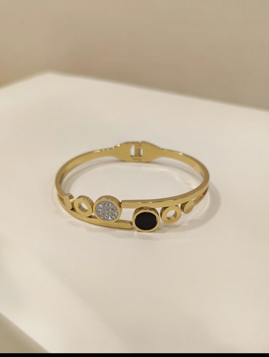 WhatsApp-Image-2026-02-19-at-16.35.36-1.jpeg stainless steel bracelet (Copy) - Image 1